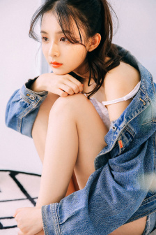 孩童姿势